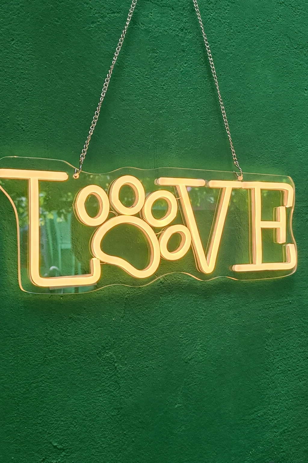 Хотел „Животинско царство“ за кучиња и мачки